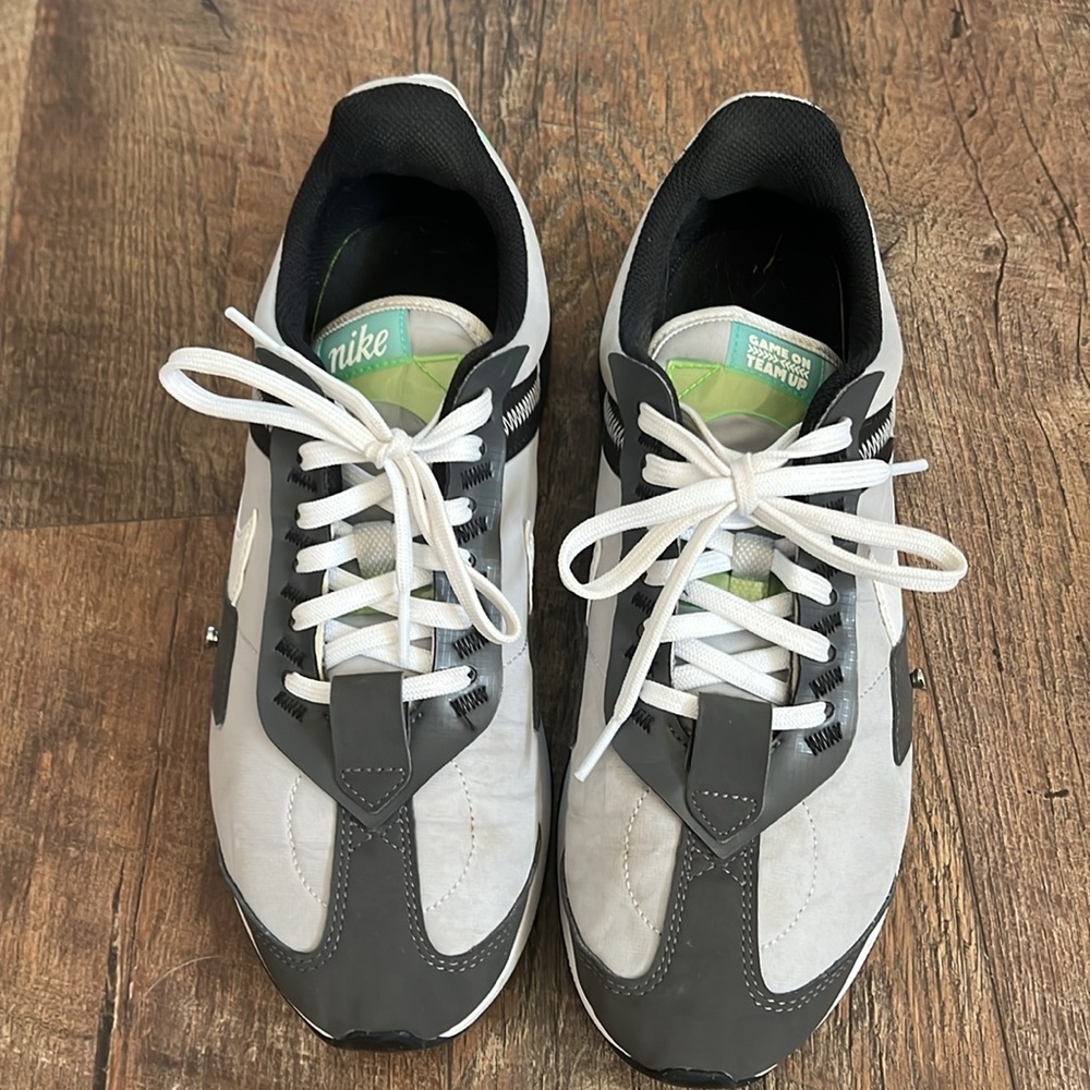 WOMENS NIKE GAME TIME MAX SHOE - Picture 6 of 6